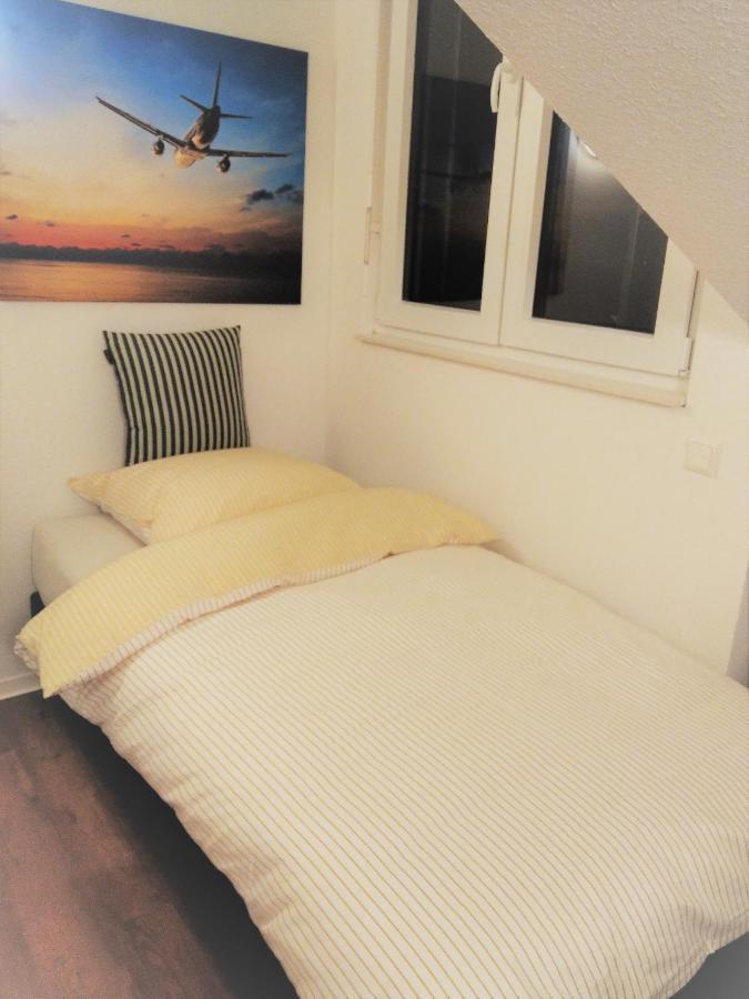 Sroom Stuttgart Flughafen Messe 莱恩费尔登埃希特登 外观 照片
